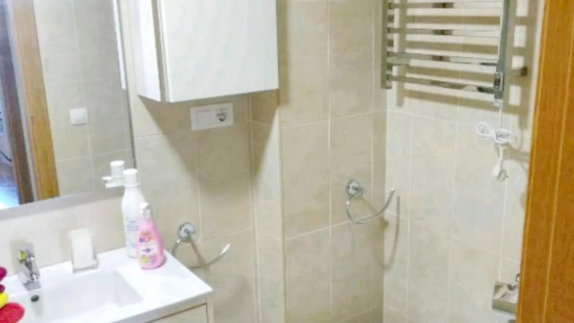 Modern Apartment Malaga 80 M² + Balcony