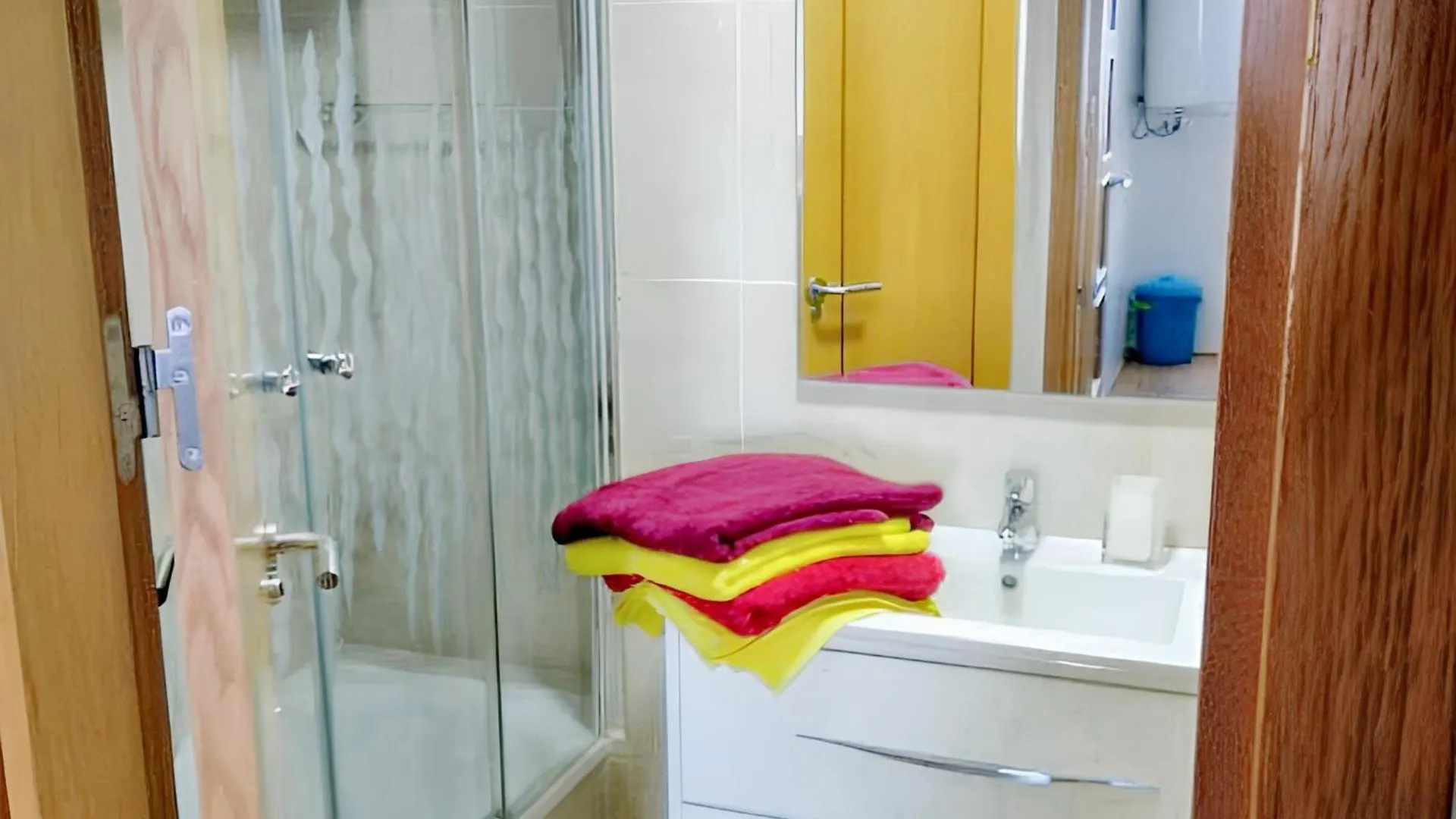 Modern Apartment Malaga 80 M² + Balcony